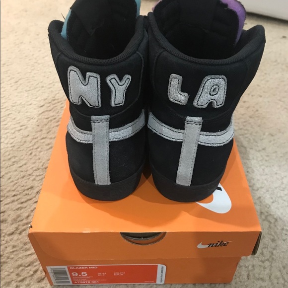 Nike Blazer Mid LA vs. NYC | Sheck Wes - Picture 3 of 6